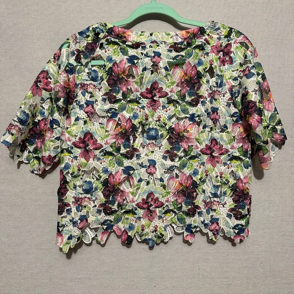 NWT Gracia floral cutout top - size S - Picture 2 of 5